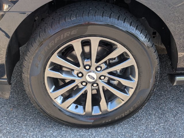 Used 2021 Ford Expedition Max Limited AWD/4WD image 13
