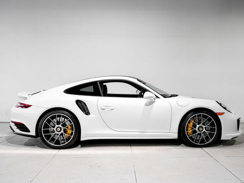 Used 2018 Porsche 911 Turbo S AWD/4WD image 2