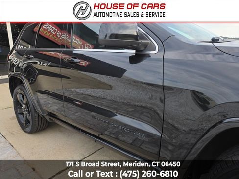 Used 2015 Jeep Grand Cherokee Altitude AWD/4WD image 12