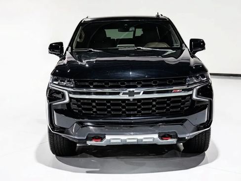 Used 2021 Chevrolet Tahoe Z71 w/ Z71 Off-Road Package AWD/4WD image 2
