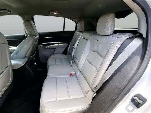 Used 2023 Cadillac XT4 Luxury FWD image 21