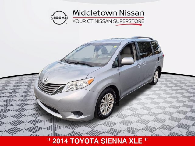 Used 2014 Toyota Sienna XLE FWD image 7