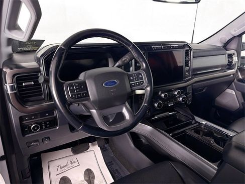 Used 2023 Ford F250 Lariat image 9