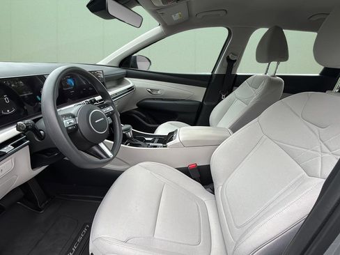 Certified 2025 Hyundai Tucson SE AWD/4WD image 14