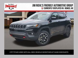 New 2026 Jeep Compass Trailhawk AWD/4WD 360° Tour