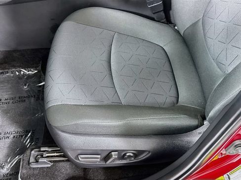 Certified 2025 Toyota RAV4 XLE AWD/4WD image 20