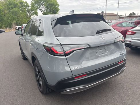 Certified 2025 Honda HR-V Sport image 7