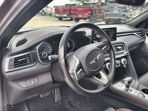 Used 2023 Genesis G70 2.0T w/ Sport Prestige Package RWD image 10