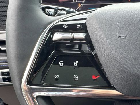 New 2026 Cadillac Escalade IQ Luxury 1 w/ LPO, Floor Liner Package image 21