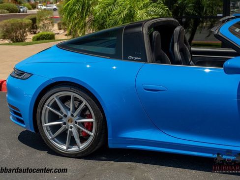 Used 2023 Porsche 911 AWD/4WD image 33