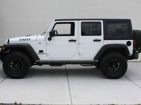 Used 2017 Jeep Wrangler Unlimited Sport w/ Quick Order Package 23S AWD/4WD image 14