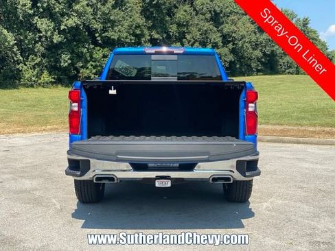 Used 2025 Chevrolet Silverado 1500 LT w/ Z71 Off-Road Package AWD/4WD image 14