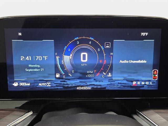Used 2025 Chevrolet Suburban Premier AWD/4WD image 18