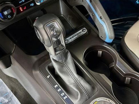 Used 2024 Ford Bronco Wildtrak image 17