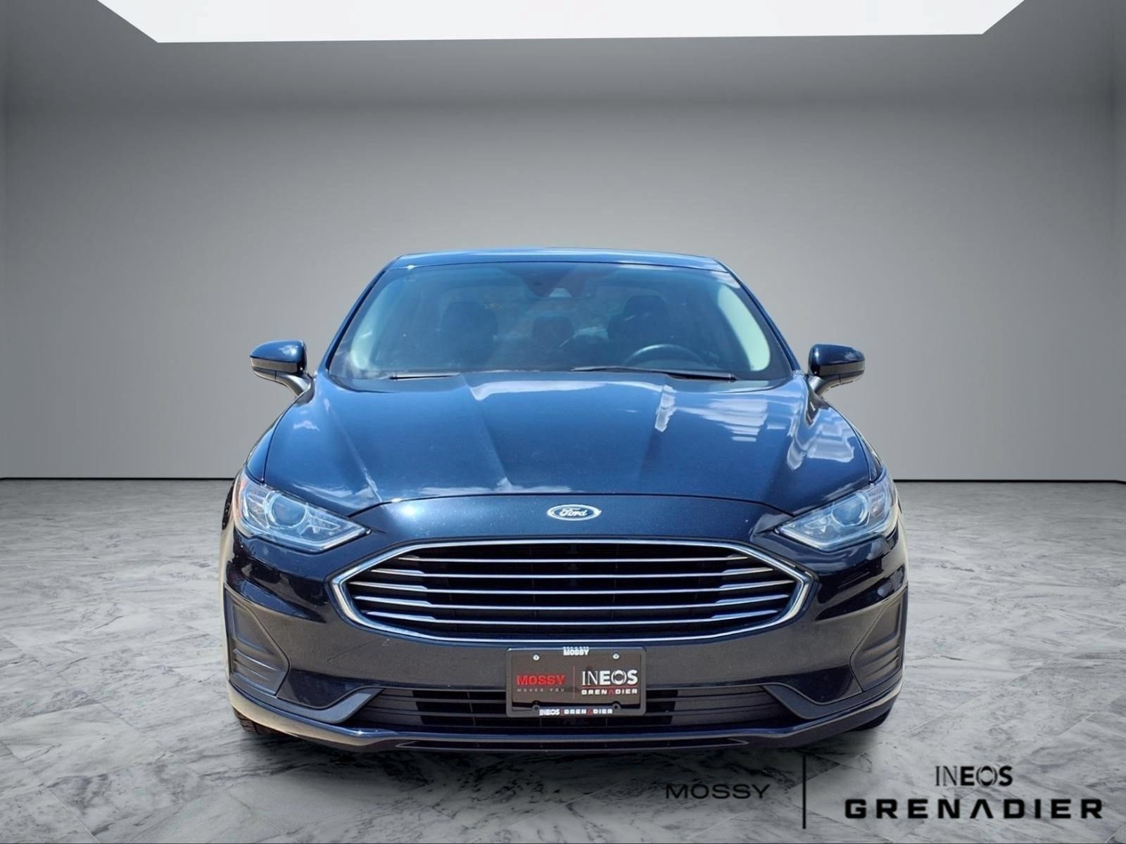 Used 2020 Ford Fusion SE FWD image 3