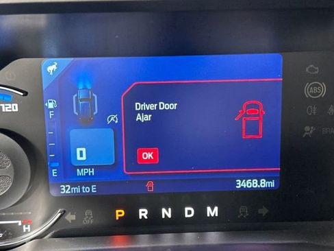 Used 2023 Ford Bronco Outer Banks image 17