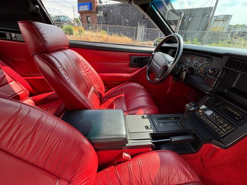 Used 1992 Chevrolet Camaro Z28 RWD image 33