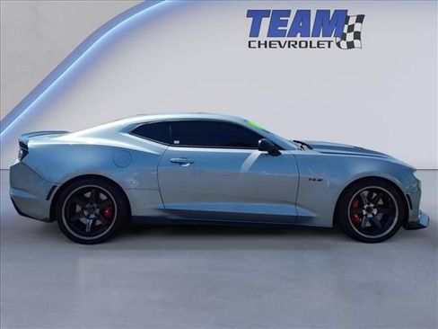 Certified 2024 Chevrolet Camaro SS RWD image 4