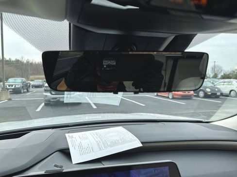 Used 2024 Lexus RX 450h AWD w/ Convenience Package image 15