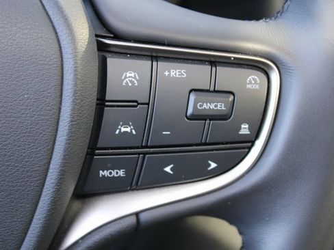 Certified 2025 Lexus UX 300h 300h image 17