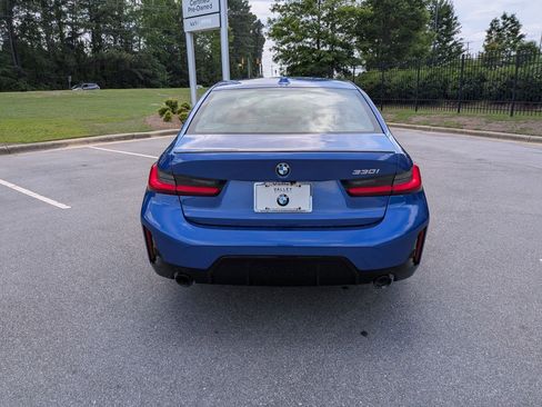 New 2026 BMW 330i Sedan w/ M Sport Package RWD image 4