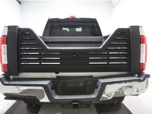 Used 2017 Ford F250 XL w/ XL Value Package AWD/4WD image 5