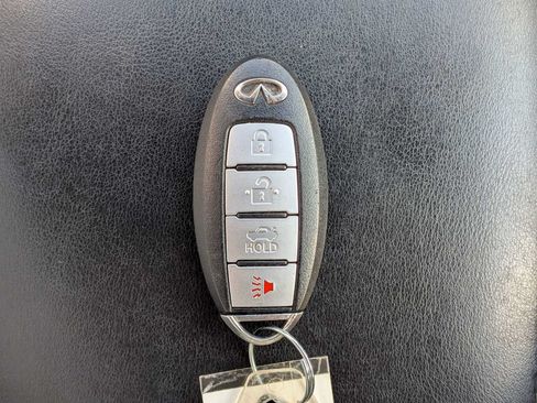 Used 2015 INFINITI Q50 AWD w/ Technology Package image 35