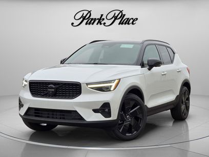 New 2026 Volvo XC40 B5 Ultra w/ Protection Package Premier