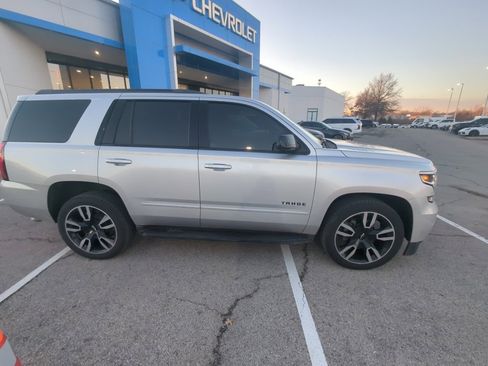 Used 2018 Chevrolet Tahoe Premier image 2