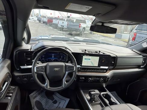 Used 2024 Chevrolet Silverado 1500 LT Trail Boss w/ Protection Package image 14