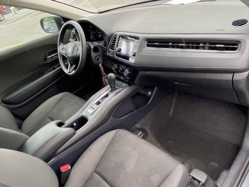 Used 2020 Honda HR-V LX image 20