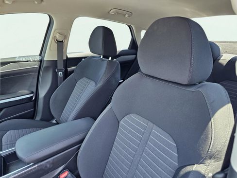 New 2026 Kia K5 LXS FWD image 16