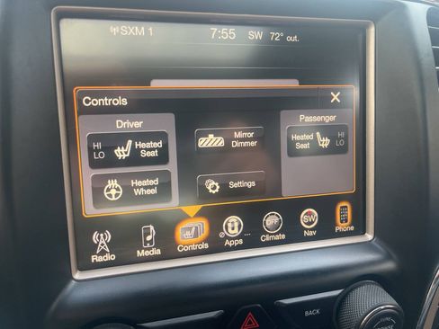 Used 2015 Jeep Grand Cherokee Limited AWD/4WD image 19