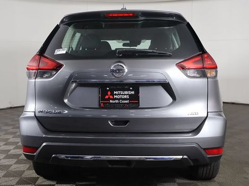 Used 2019 Nissan Rogue S AWD/4WD image 9