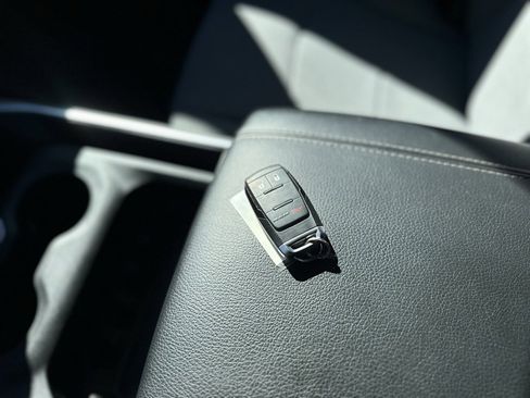 Used 2024 RAM 2500 Big Horn w/ Off Road Package image 36