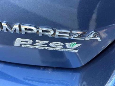 Used 2012 Subaru Impreza 2.0i image 8