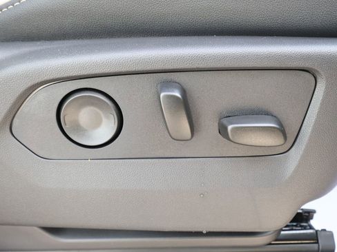 New 2026 GMC Yukon XL Elevation w/ LPO, Elevation Black Package image 43