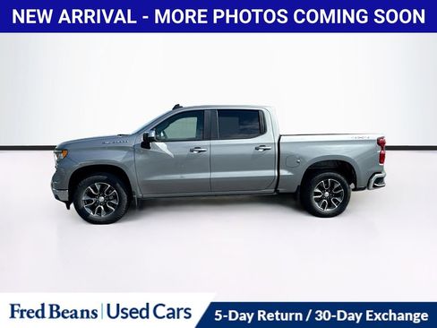 Used 2023 Chevrolet Silverado 1500 LT AWD/4WD image 4