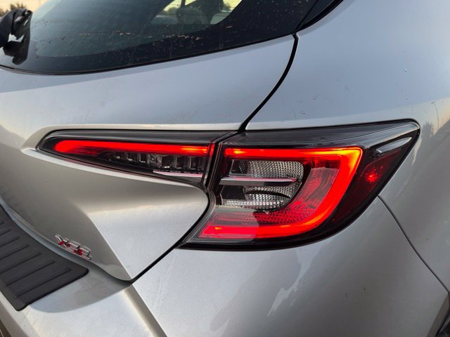 Used 2019 Toyota Corolla XSE FWD image 11