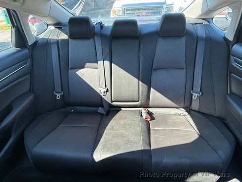 Used 2019 Honda Accord LX image 19