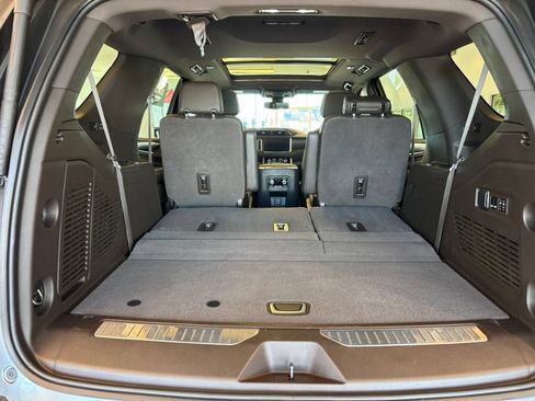 Used 2022 GMC Yukon Denali AWD/4WD image 35