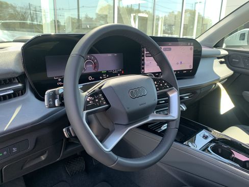 New 2026 Audi Q3 quattro 2.0T AWD/4WD image 4
