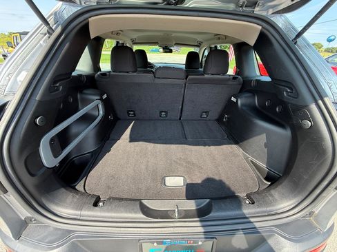 Used 2014 Jeep Cherokee Sport FWD image 31