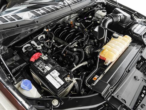 Used 2018 Ford F150 Lariat image 60