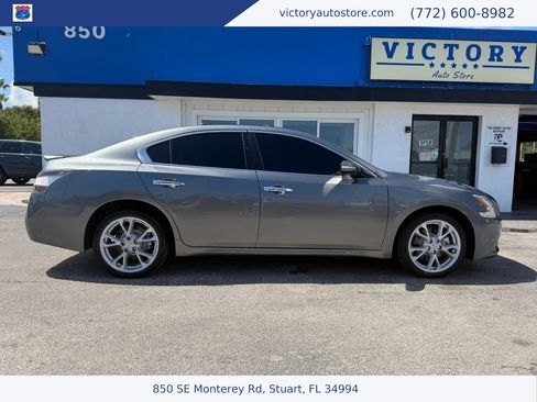Used 2014 Nissan Maxima 3.5 SV w/ Technology Package FWD image 2