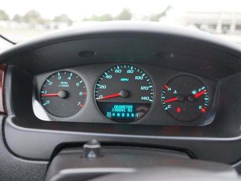 Used 2010 Chevrolet Impala LS image 11