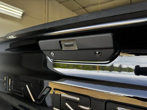 Used 2019 Chevrolet Silverado 1500 RST w/ All-Star Edition AWD/4WD image 11