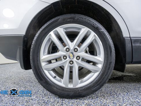 Used 2021 Chevrolet Equinox Premier AWD/4WD image 43