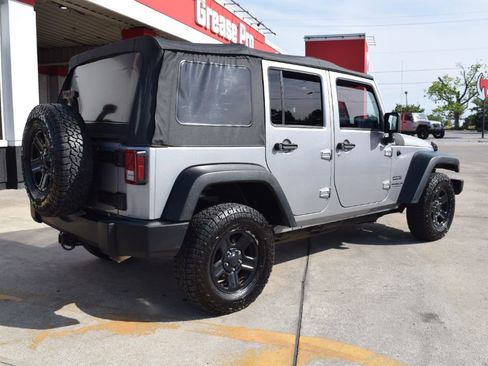 Used 2015 Jeep Wrangler Unlimited Sport w/ Connectivity Group image 3