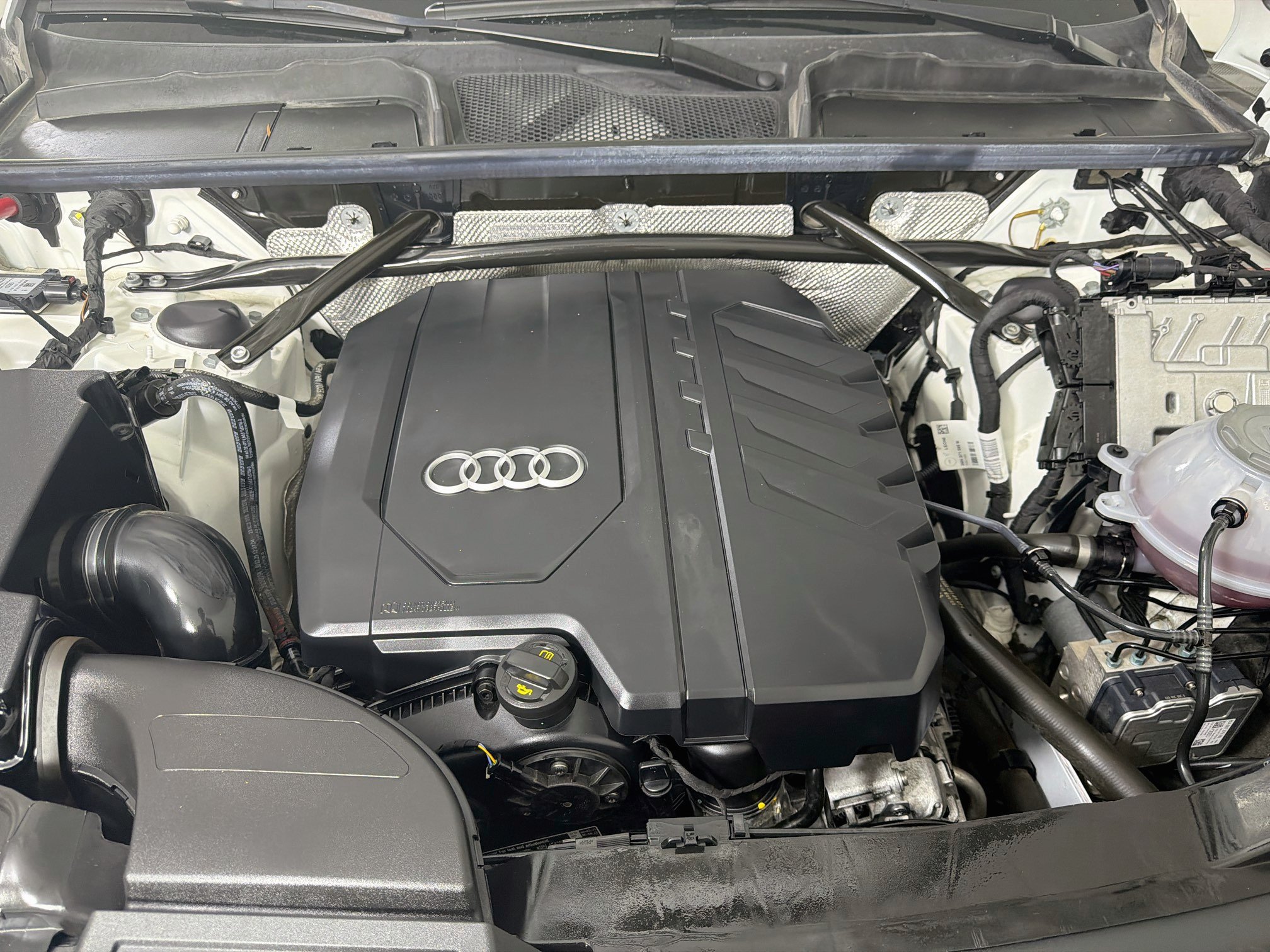 Used 2023 Audi Q5 2.0T Premium w/ Convenience Package AWD/4WD image 33